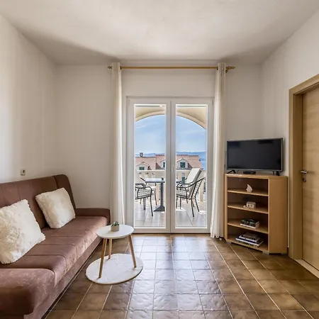 Viola Apartman *