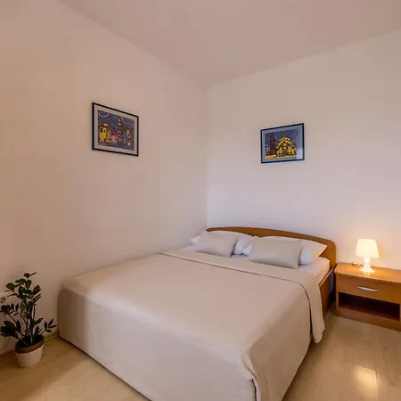 Apartman Viola *