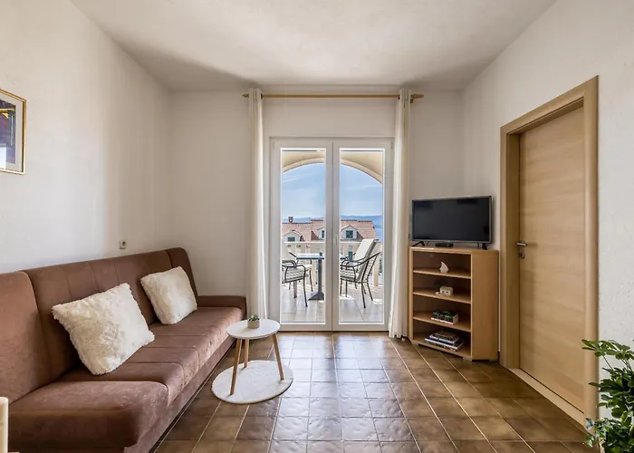 Viola Apartment *