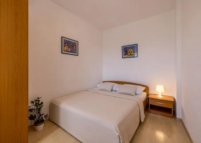 Apartment Viola *